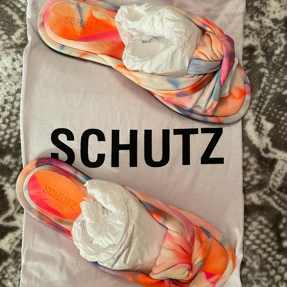 Schutz tie dye leather knot sandals - Picture 14 of 14